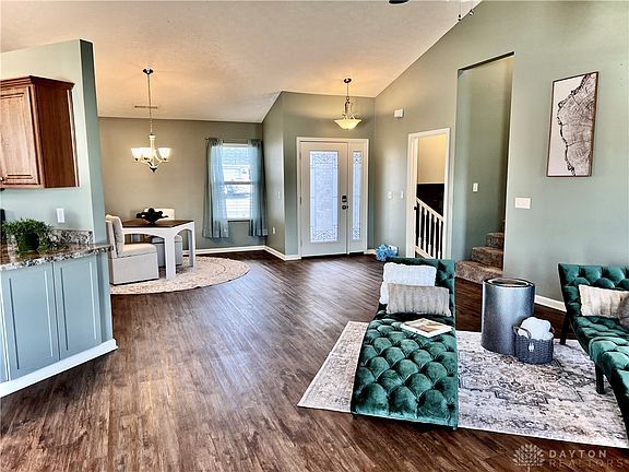 4th image of 4810 Belmont Pl