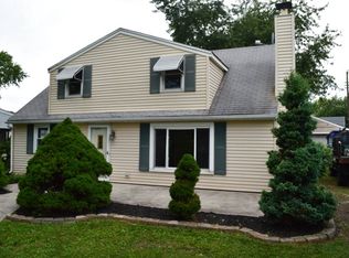 1570 Westgate Dr, Defiance, OH