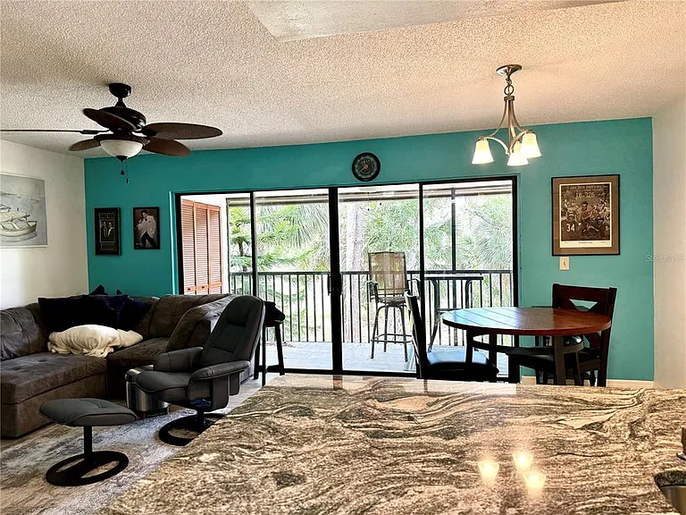 3031 Quail Holw #16 — Photo 12
