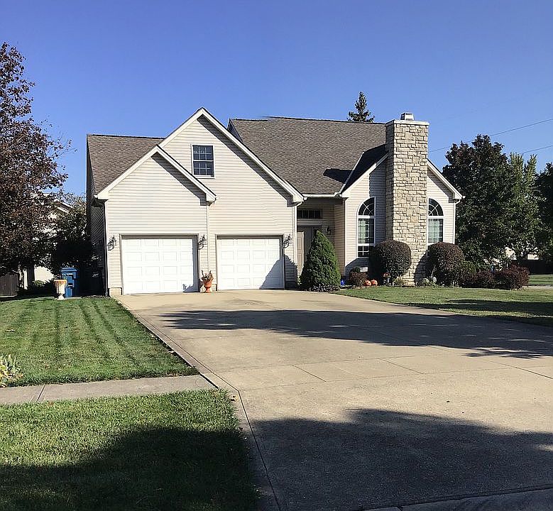 1st image of 407 Golden Russett Blvd
