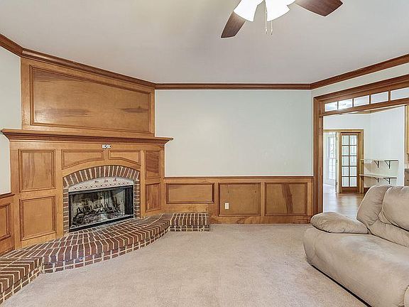 3rd image of 2130 Skyland Cove Ln