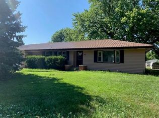 1005 11th St, Springfield, SD 57062