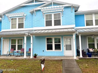 181 Ocean Gate Dr, Atlantic Beach, FL 32233