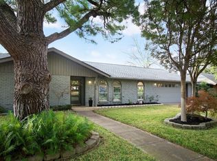 2316 W Lavender Ln, Arlington, TX 76013