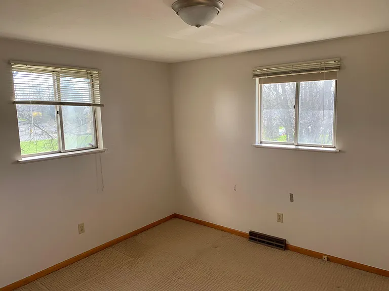 224 Sippo Ave NW — Photo 6