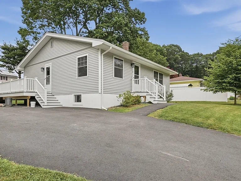 3 Hingham Rd #1 — Photo 3