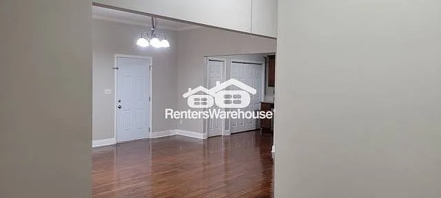 1822 Center Ave — Photo 10