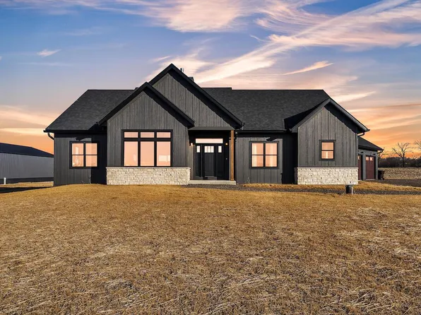 21304 Olson ROAD, Franksville, WI 53126
