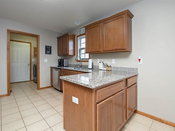5th image of 6440 Sunny Meadow Dr
