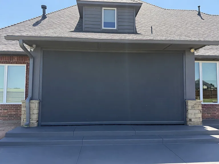 319 Taylam Rd — Photo 9
