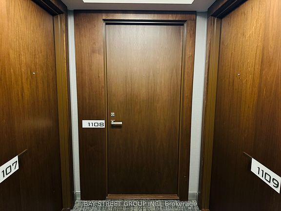 3rd image of 255 Village Green Sq Unit 1108
