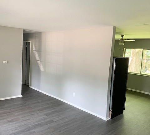 5th image of 4049 Whitaker Dr