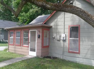 717 N 7th St, Columbia, MO 65201