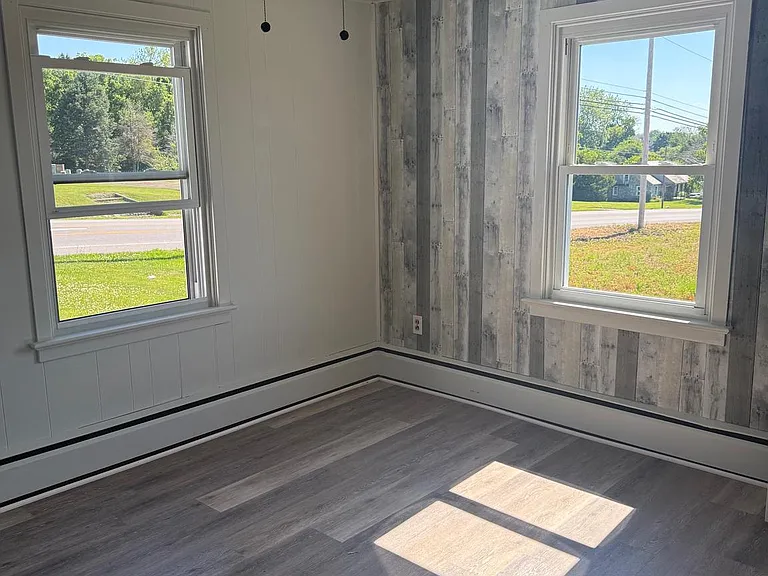 3018 Lincoln Hwy E — Photo 5