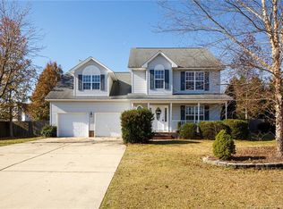 211 Scotland Dr, Spring Lake, NC 28390