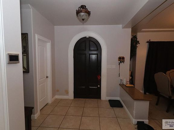 3rd image of 1221 Ceiba Cir