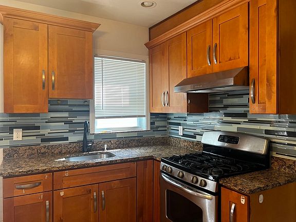 4th image of 46 Brook St #Sf