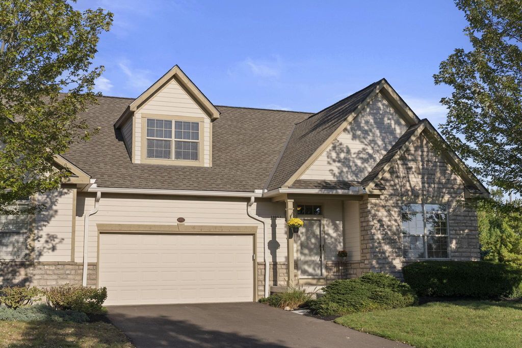 Real estate listing image