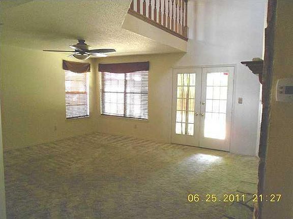 3rd image of 1504 Mariah Way W