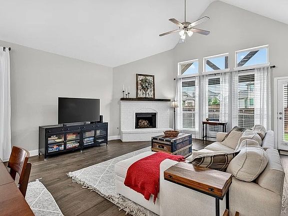 5th image of 14044 Falcon Ranch Dr