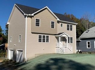 32 Toronita Ave, Worcester, MA 01605