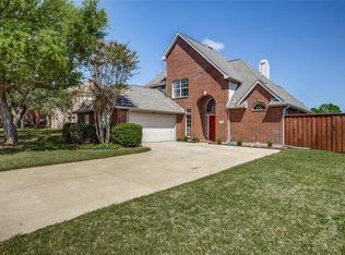 8709 Creekside Dr, Rowlett, TX 75089