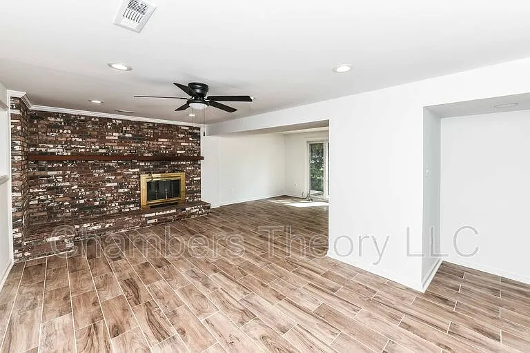 1020 S Hoga Rd — Photo 14