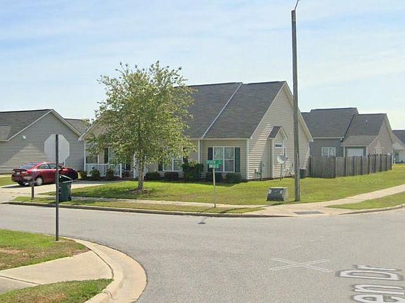 2nd image of 3733 Tifgreen Dr