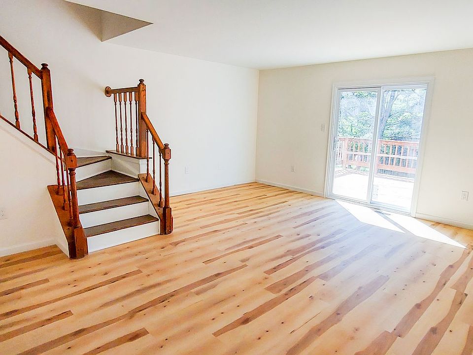1st image of 14303 Beaker Ct
