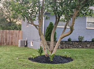 1001 Spicewood Dr, Clarksville, IN 47129