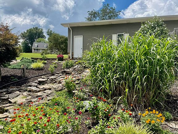 4th image of 493 State Road 58 E