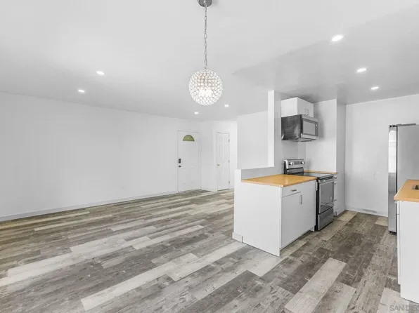 1641 Pentecost Way Unit 10, San Diego, CA 92105