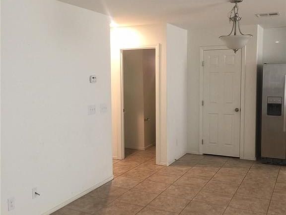 4th image of 8267 Oliver Twist Ln