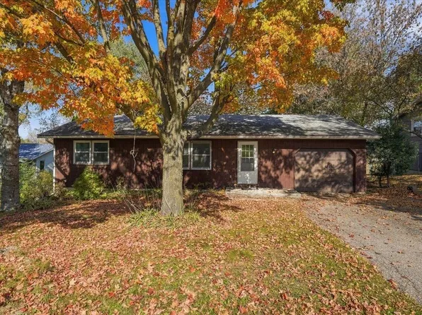 110 Nygard St, Madison, WI 53713