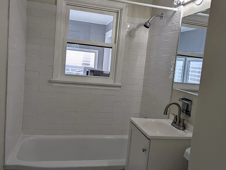1266 Magnolia Ave — Photo 11