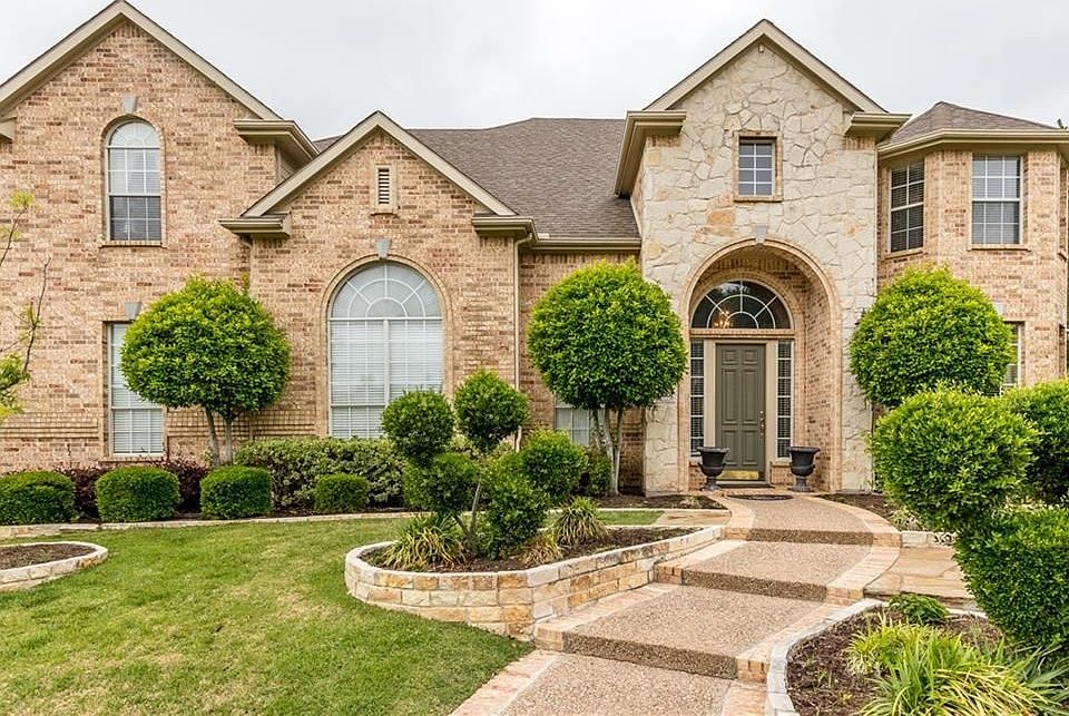1st image of 4900 Mira Vista Dr