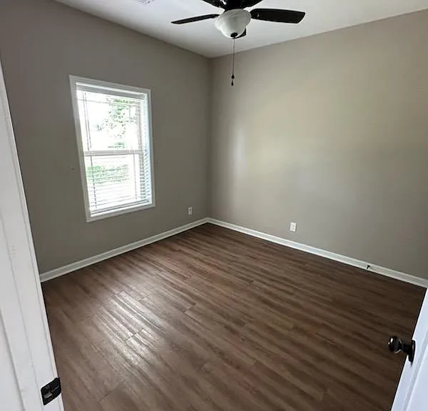 121 McDale Rd #504 — Photo 3