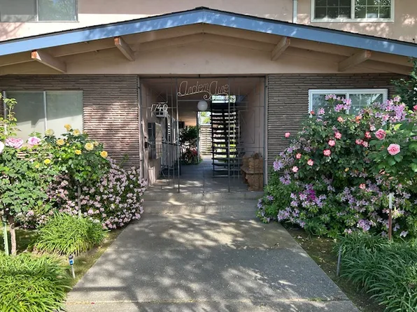 1740 Richmond St #7, Sacramento, CA 95825