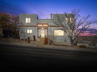 3821 Avalon Rd NW, Albuquerque, NM 87105