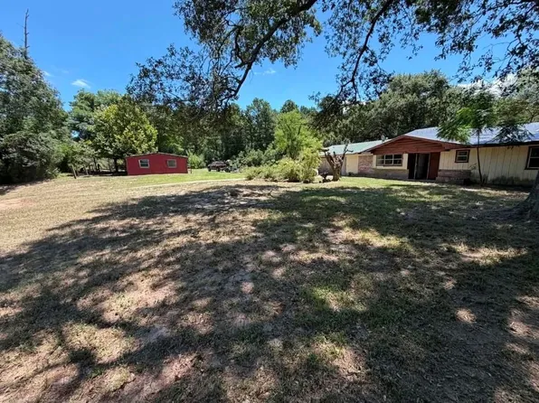 1415 E 4th St, Groveton, TX 75845