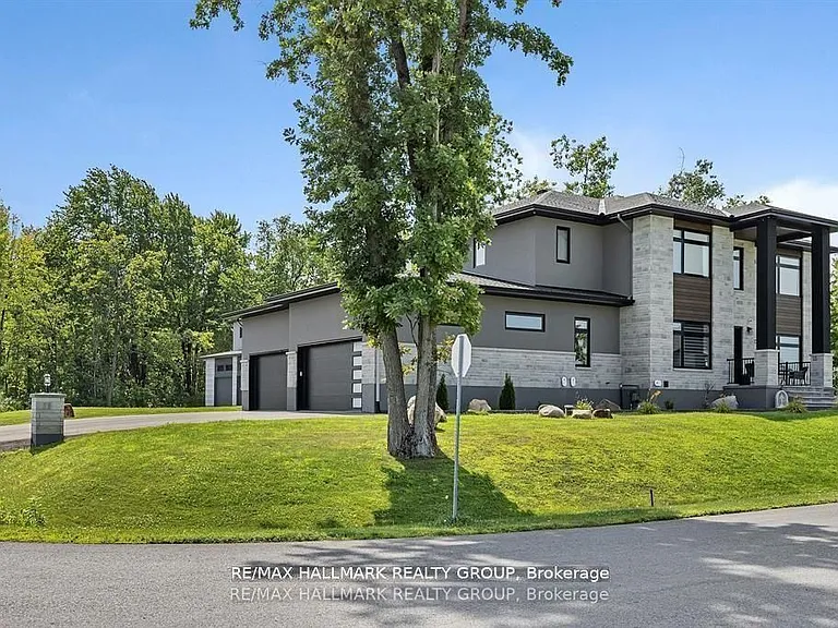 595 Shoreway Dr — Photo 3