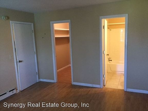 3rd image of 2134 Fairfax Ave APT E15