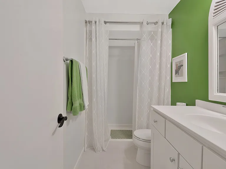 900 Jasmine Ln #103B — Photo 17