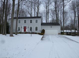 393 Pinewood Spur, Akron, OH 44321