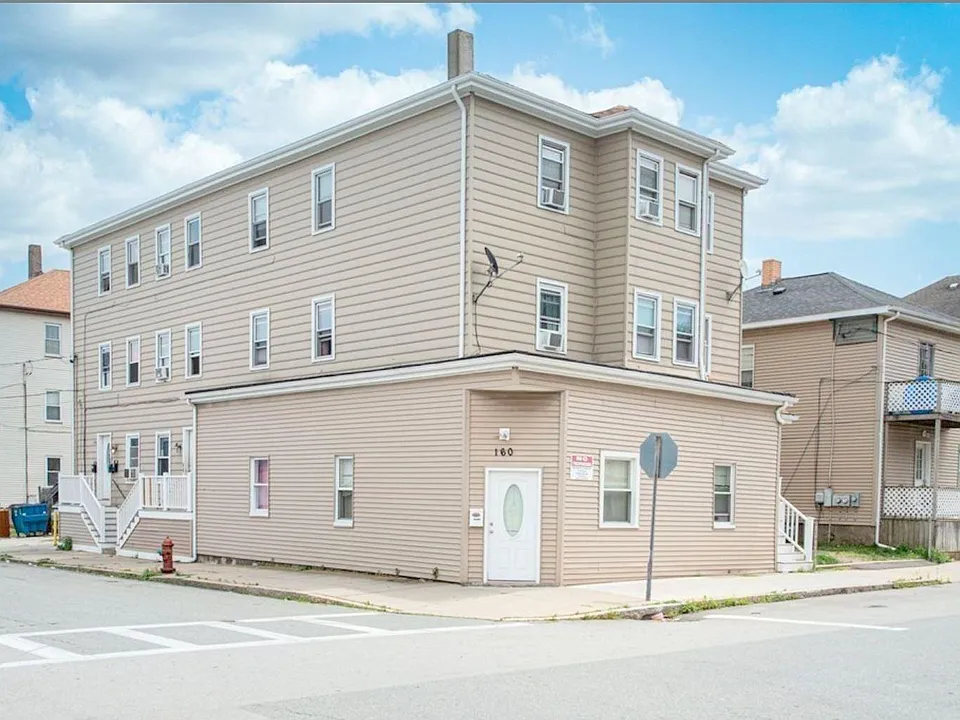 160 Lowell St