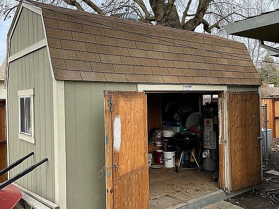 3rd image of 3552 W Mendocino Ave
