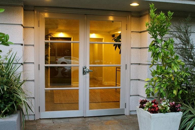1st image of 1479 S Beverly Dr #2303631