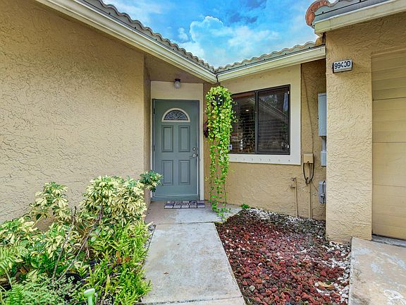 3rd image of 9940 Watermill Cir APT D