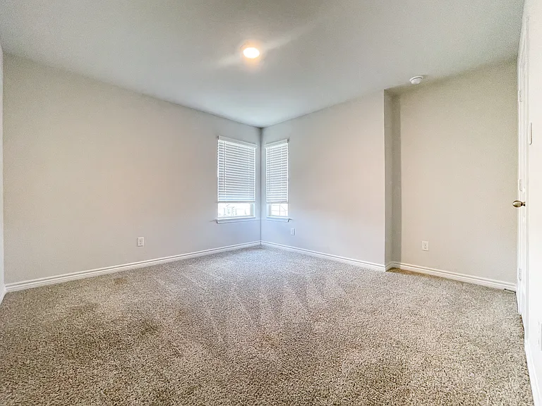 5700 Foggy Lagoon Dr — Photo 38