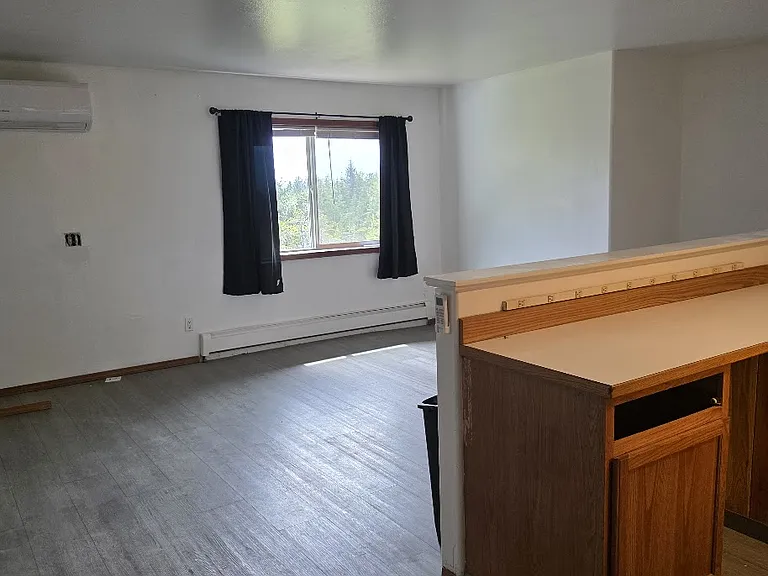 11184 Alderwood St — Photo 8